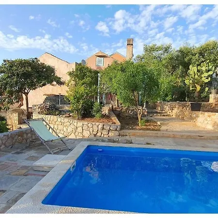In With Swimming Pool Veli Lošinj